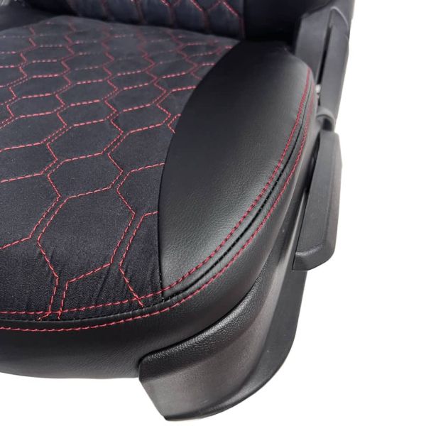 Чехлы Алькантара на Nissan Juke