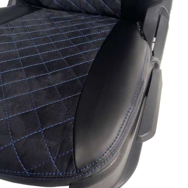 Чехлы Алькантара на Nissan Juke